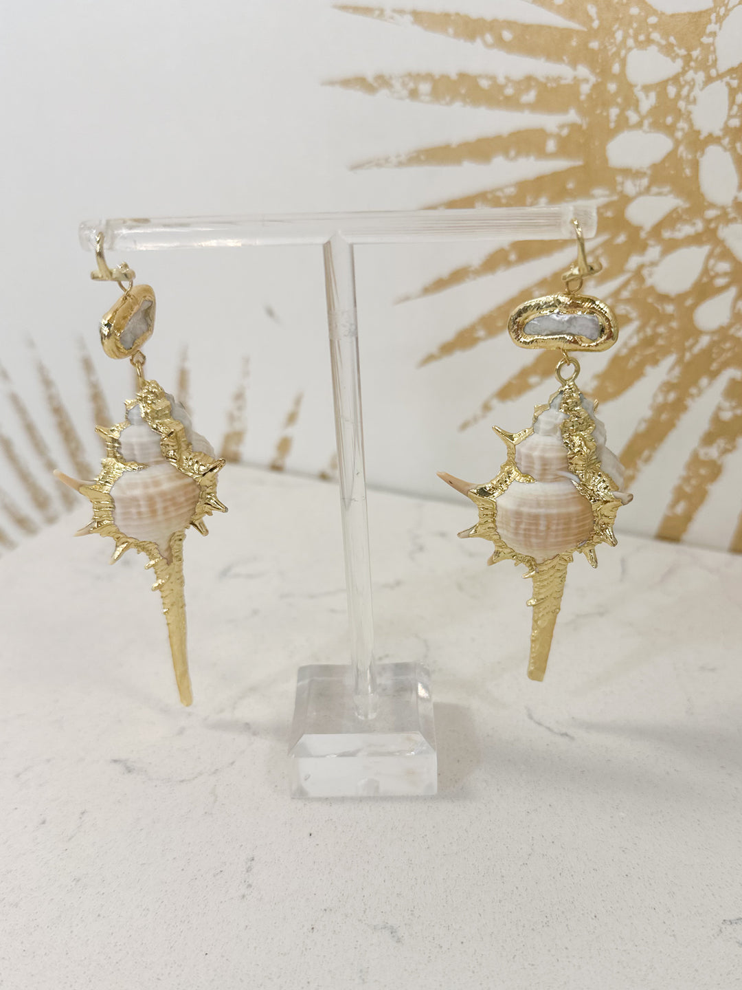 Shell It Out Earrings