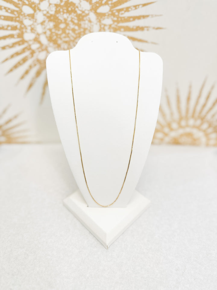 Classic Bare Chain Necklace